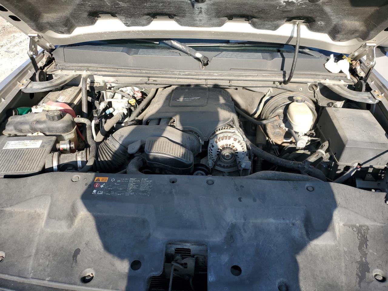 2007 Chevrolet Silverado - Image 11