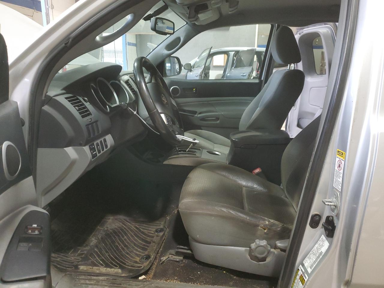 2013 Toyota Tacoma - Image 7