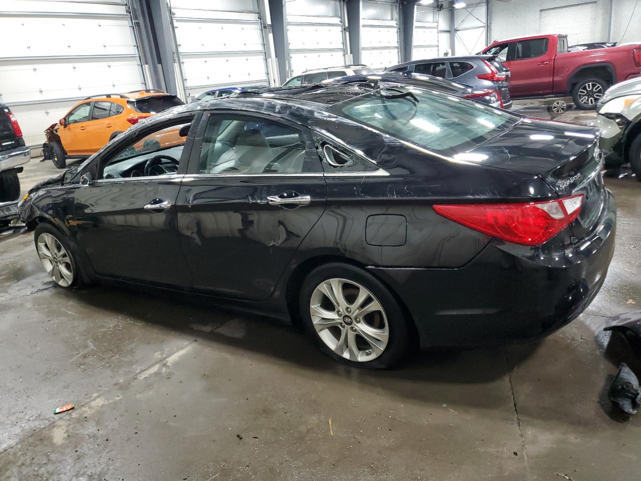 2012 Hyundai Sonata - Image 2