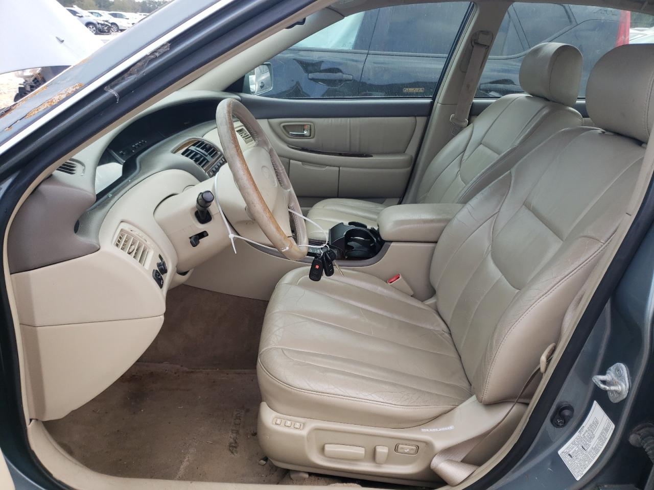 2001 Toyota Avalon - Image 7