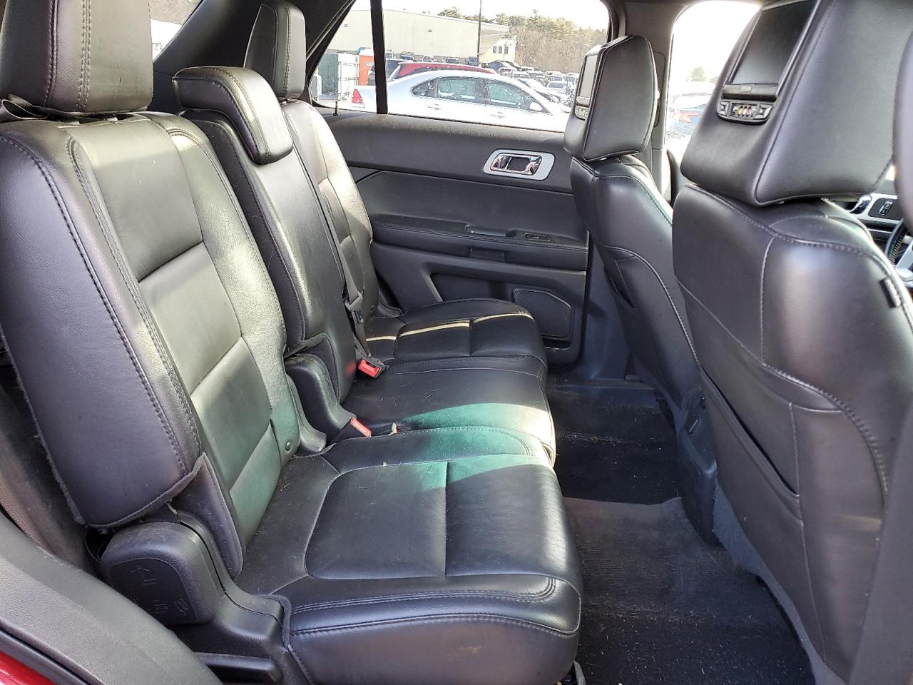 2014 Ford Explorer - Image 11