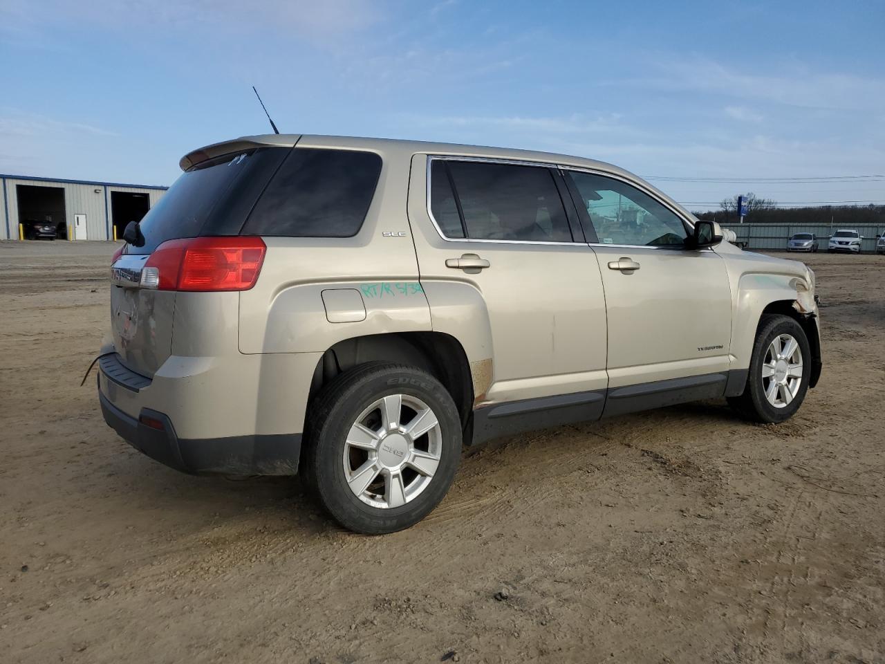 2011 GMC Terrain - Image 3