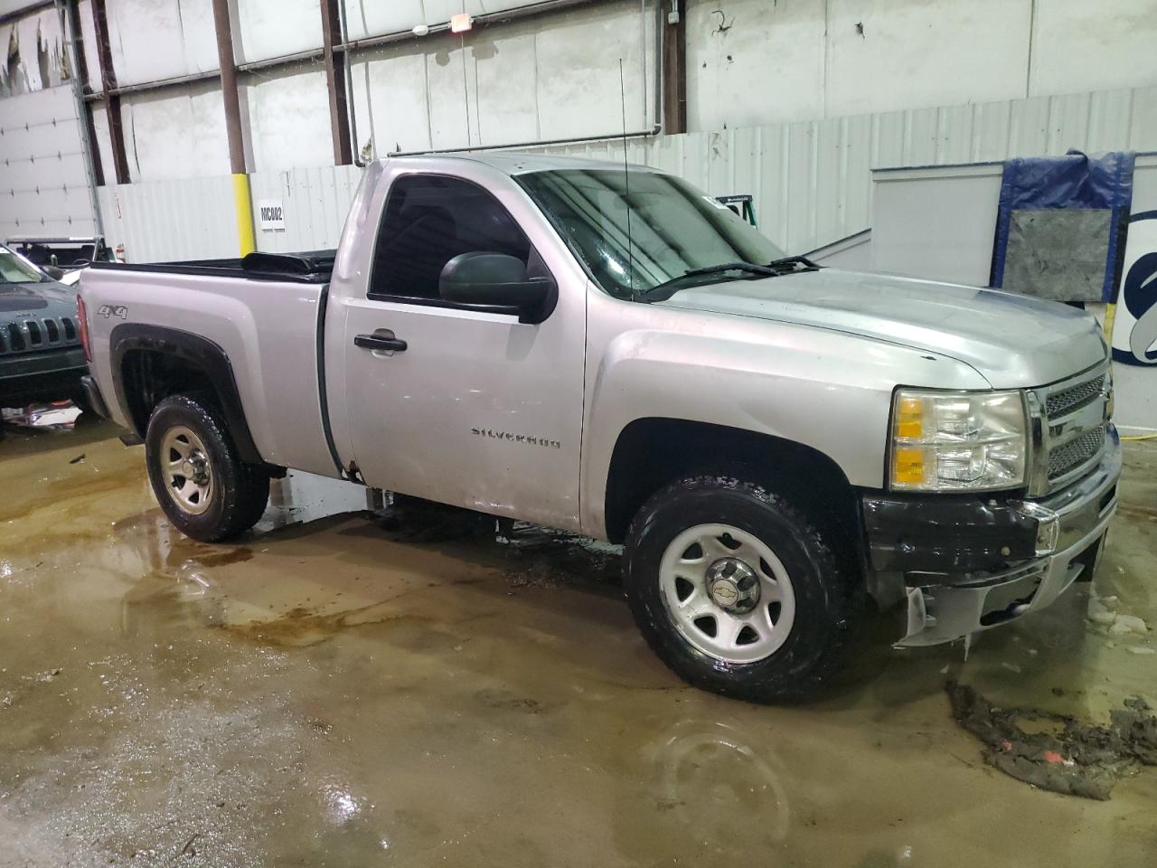 2012 Chevrolet Silverado - Image 4