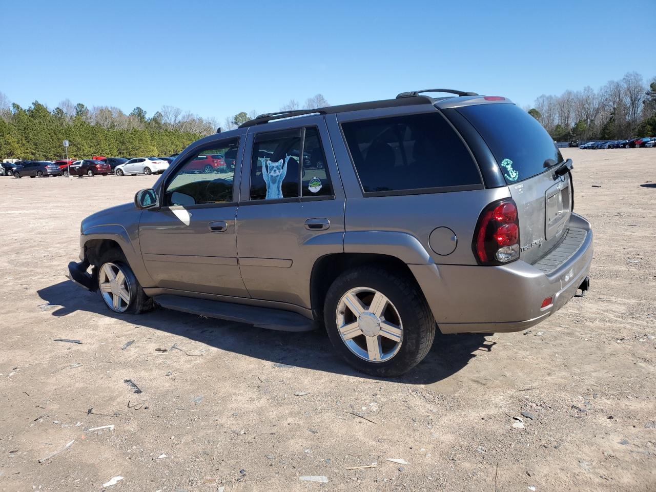 2008 Chevrolet TrailBlazer - Image 2