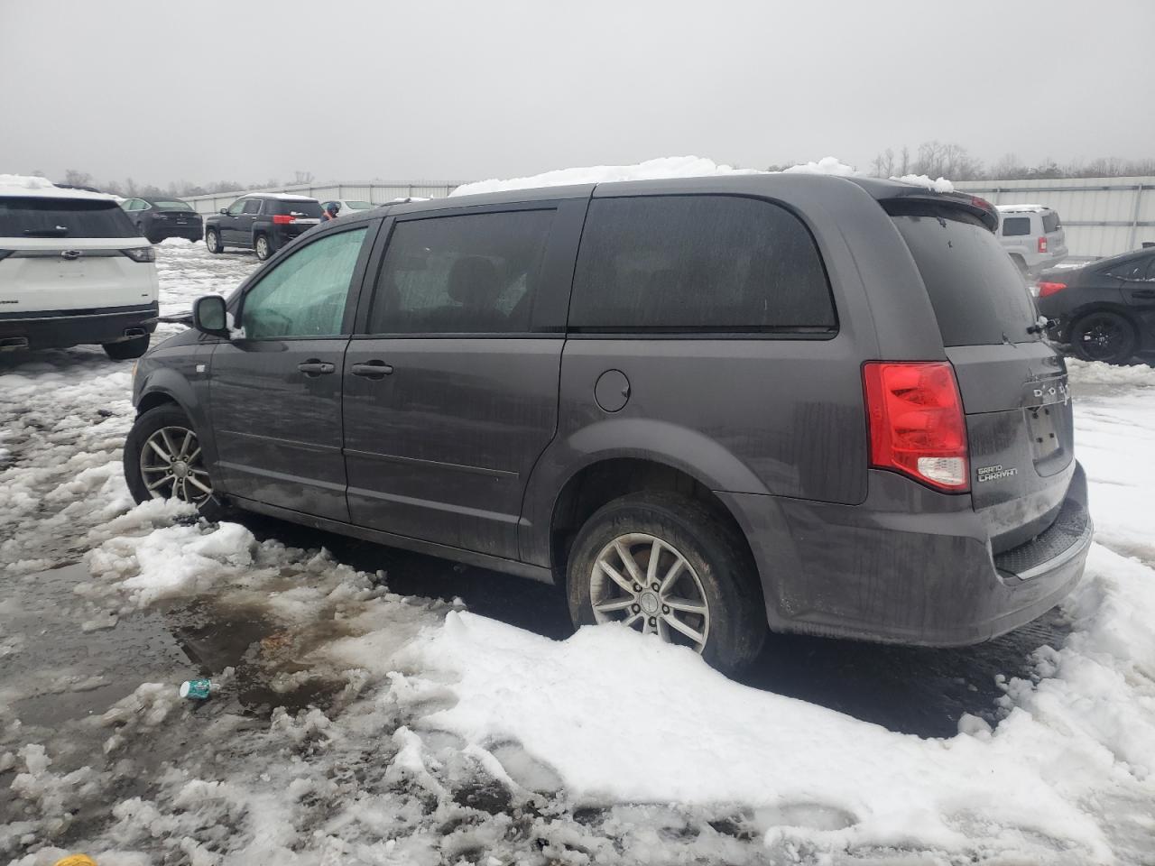 2014 Dodge Caravan - Image 2