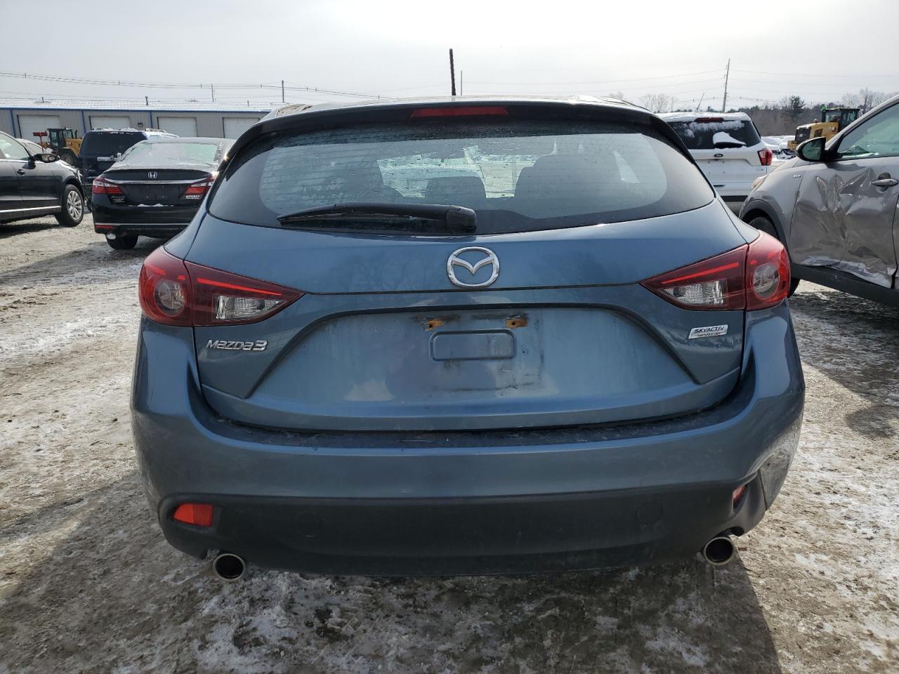2014 Mazda 3 - Image 6