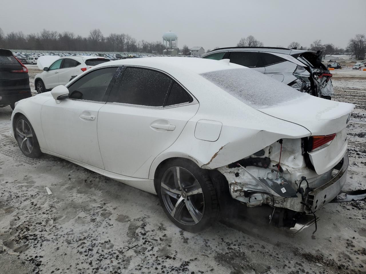 2017 Lexus IS - Image 2