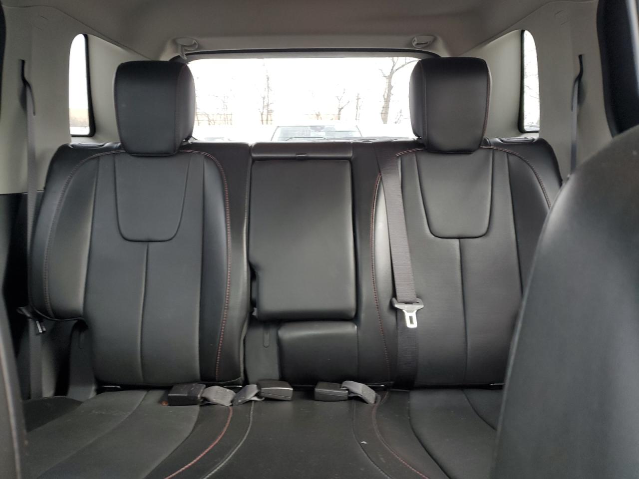 2017 GMC Terrain - Image 10