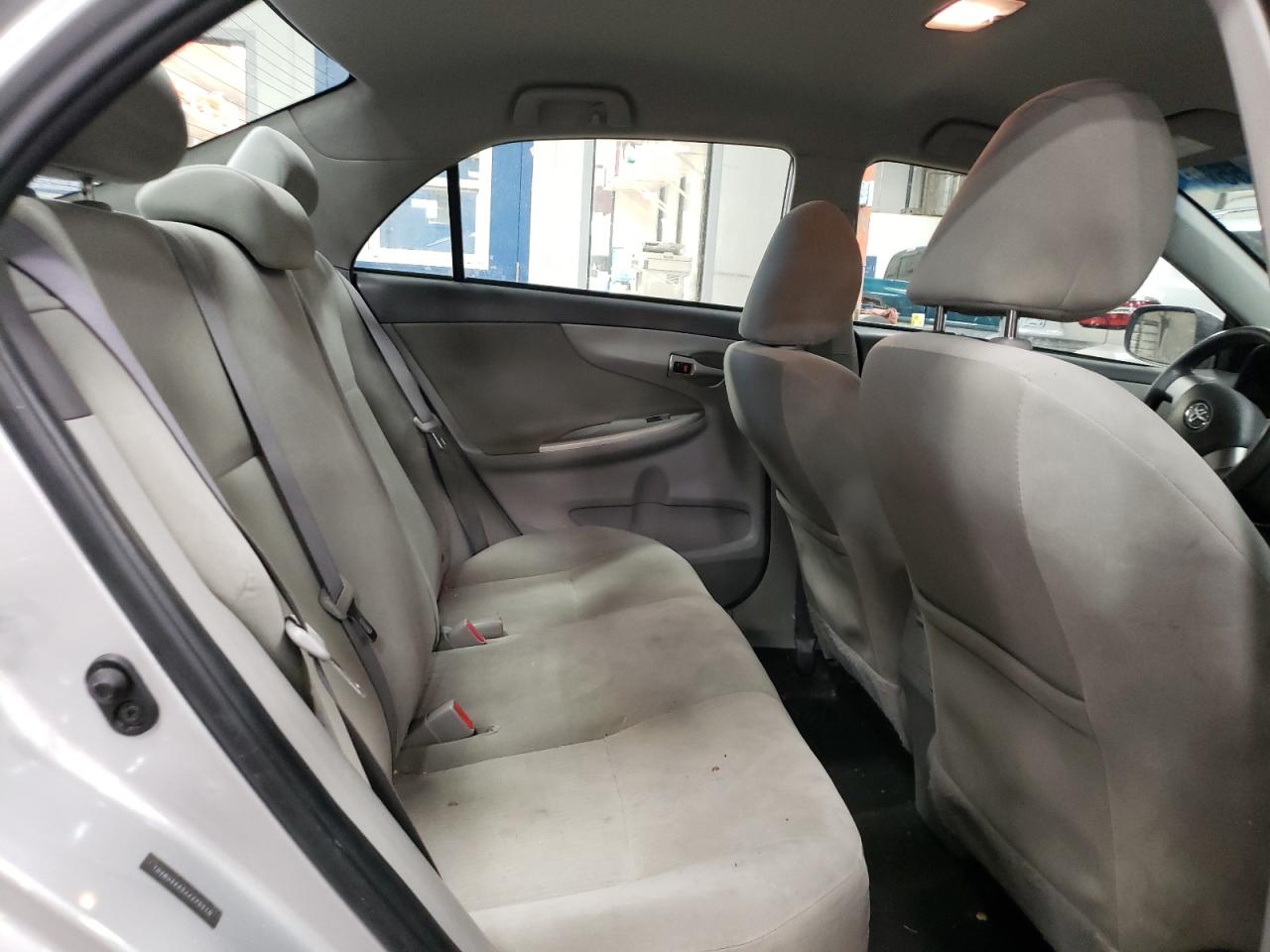 2010 Toyota Corolla - Image 10