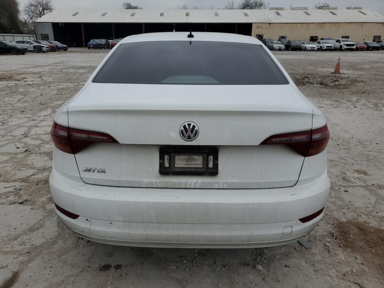 2019 Volkswagen Jetta - Image 6