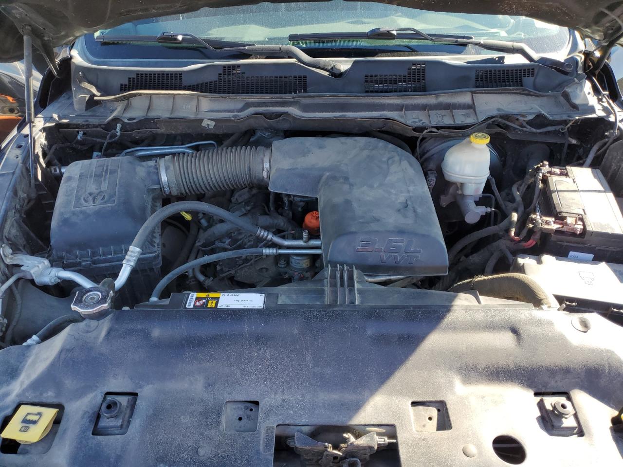 2016 RAM 1500 - Image 12