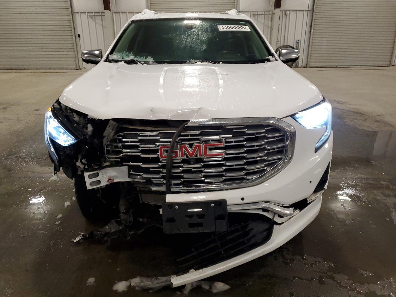 2020 GMC Terrain - Image 5