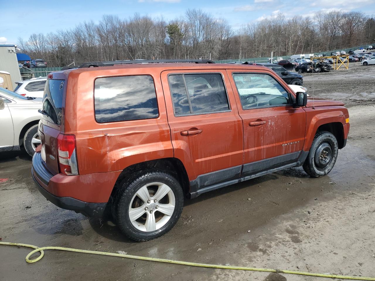 2012 Jeep Liberty (Patriot) - Image 3