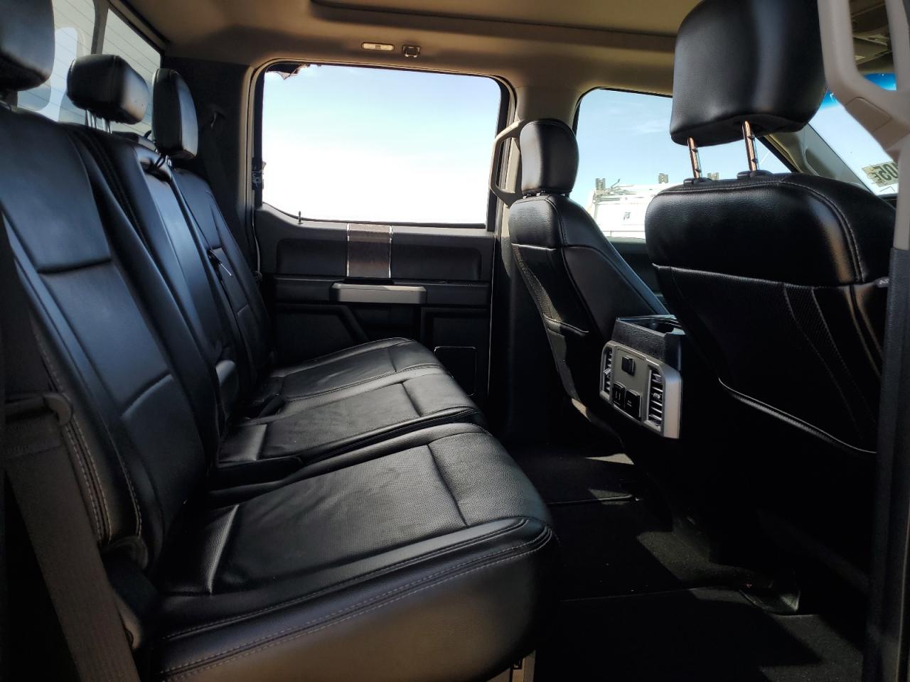 2017 Ford F250 - Image 10