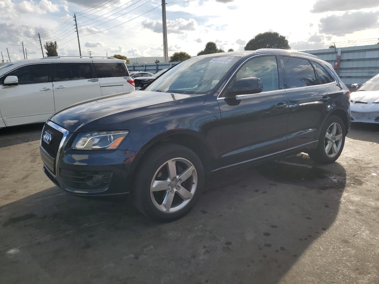 2010 Audi Q5 - Image 1