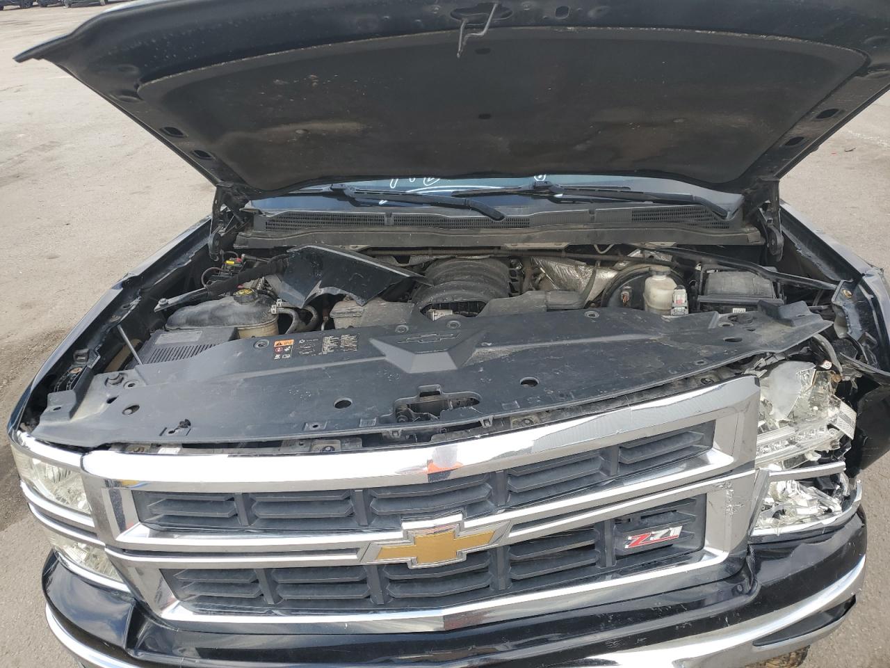 2015 Chevrolet Silverado - Image 11
