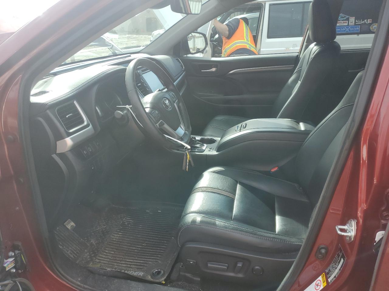 2018 Toyota Highlander - Image 7
