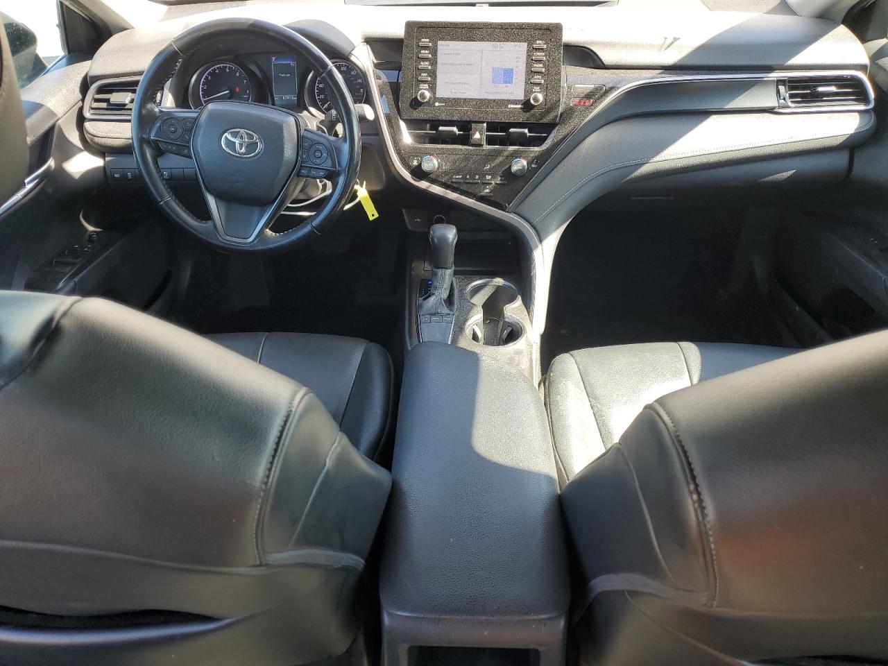 2022 Toyota Camry - Image 8