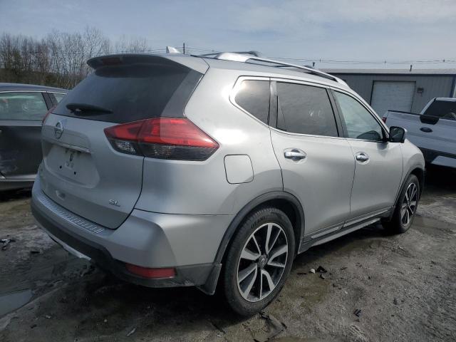  NISSAN ROGUE 2017 Srebrny