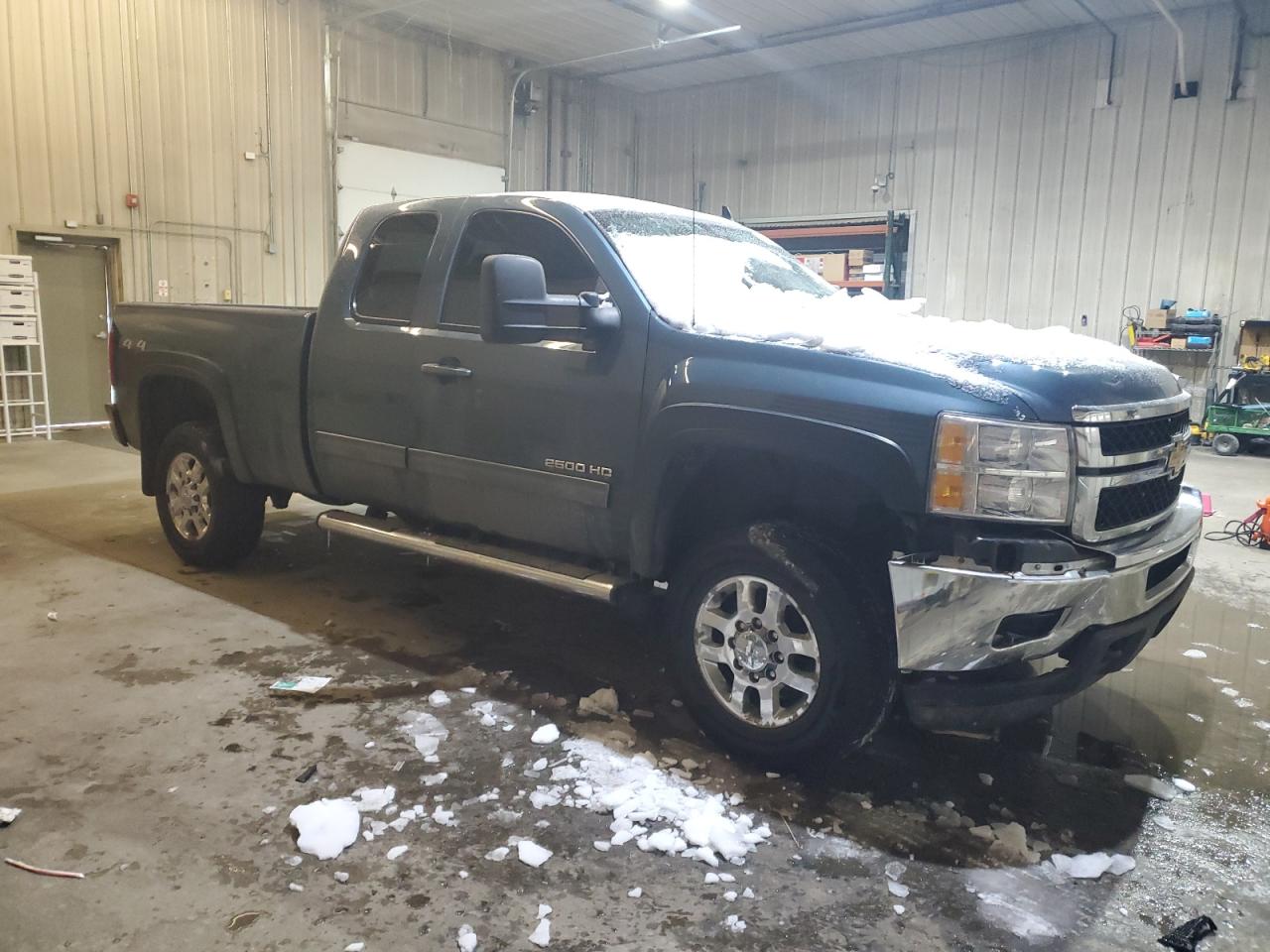 2011 Chevrolet Silverado - Image 4