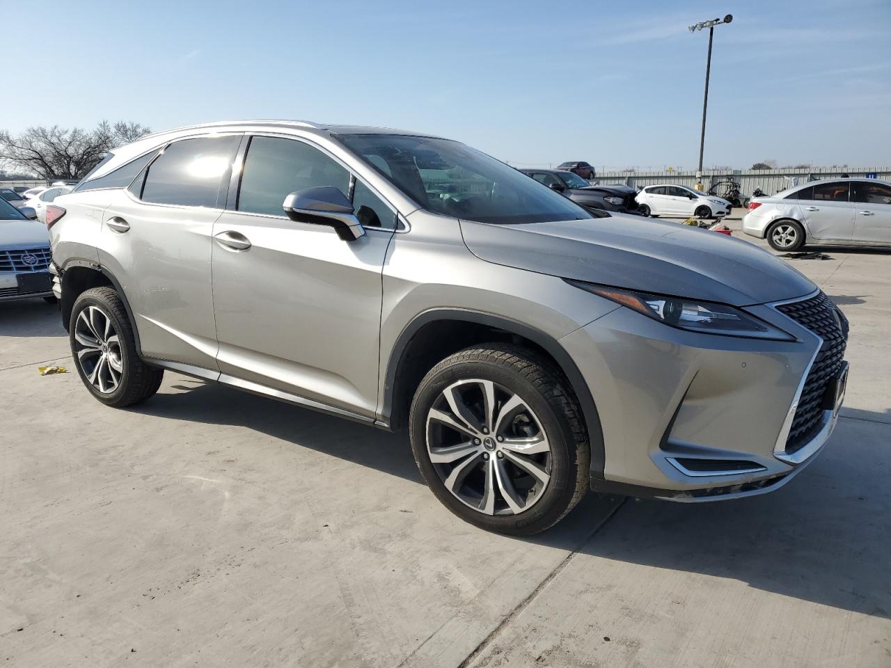 2020 Lexus RX - Image 4