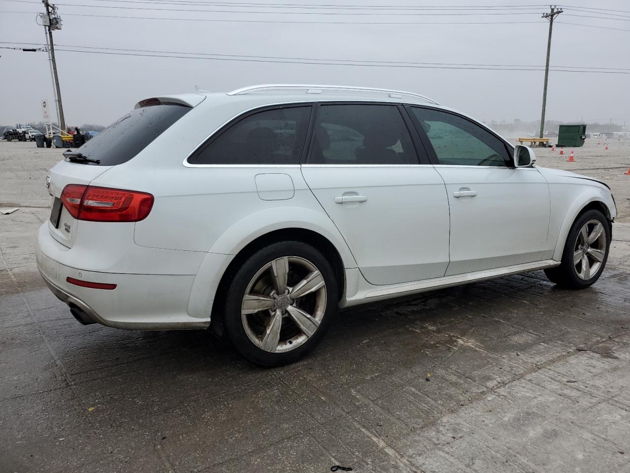 2015 Audi A4 - Image 3