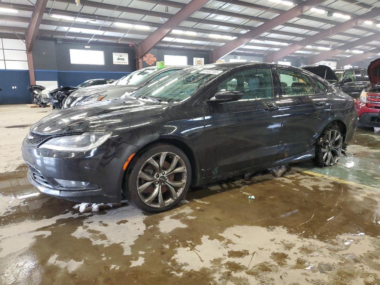 2015 Chrysler 200 S na sprzedaż w East Granby, CT - Front End