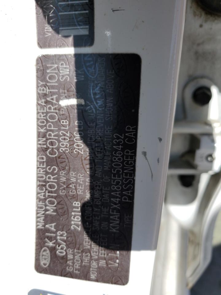 2014 Kia Forte - Image 12