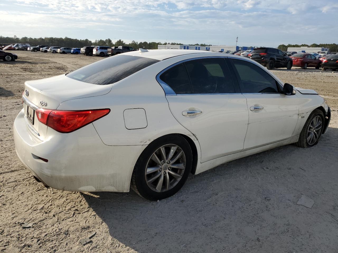 2017 Infiniti Q50 - Image 3