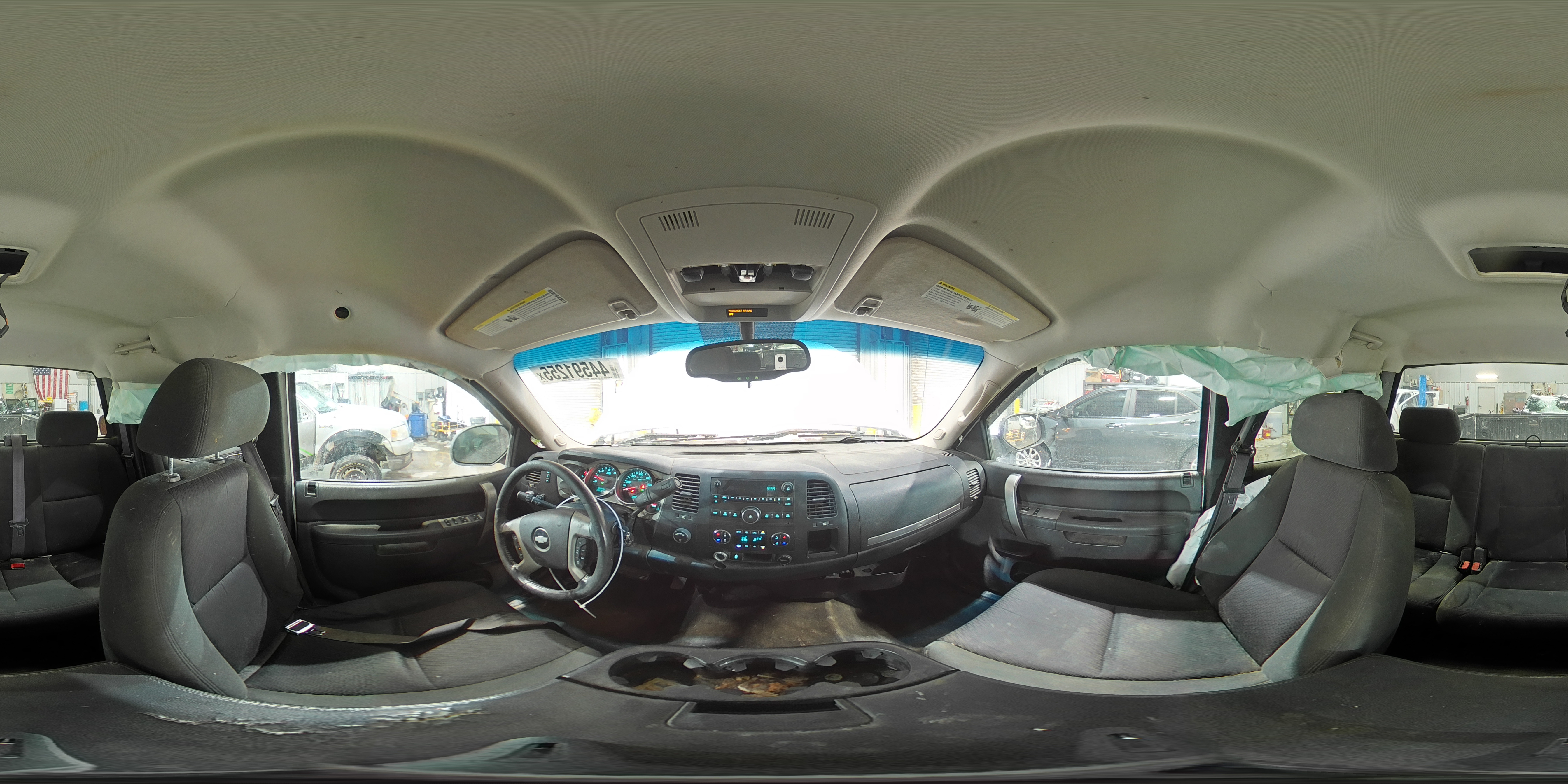 2013 Chevrolet Silverado - Image 13