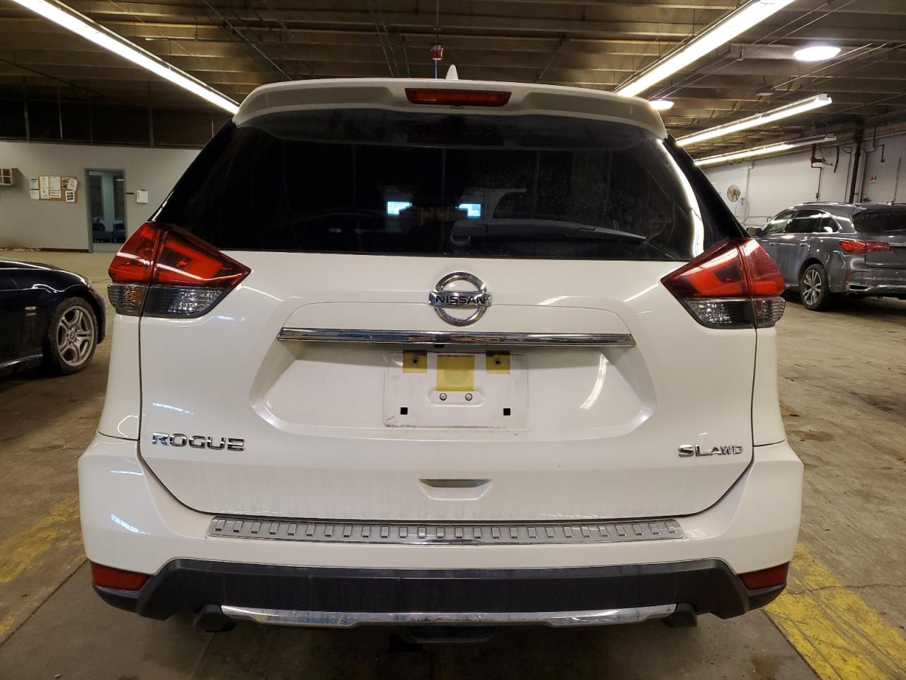 JN8AT2MV0JW319835 NISSAN ROGUE 2018