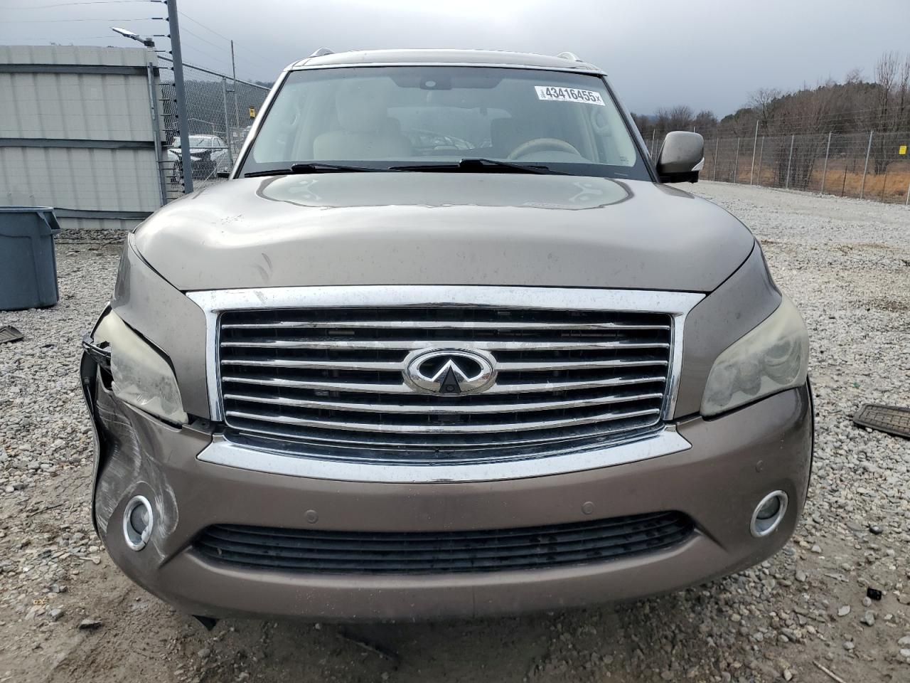2014 Infiniti QX80 - Image 5