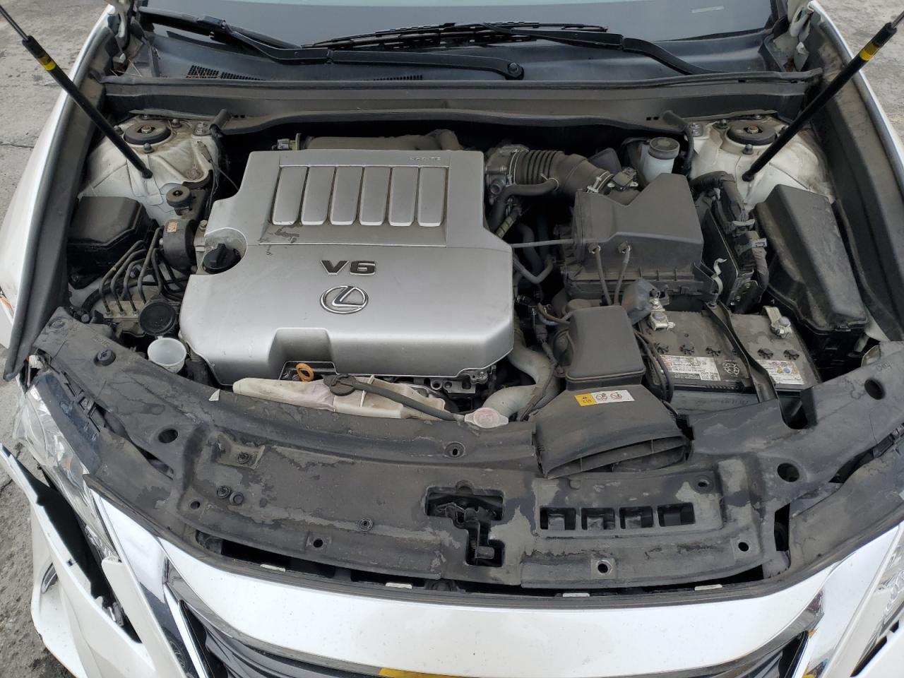 2018 Lexus ES - Image 11