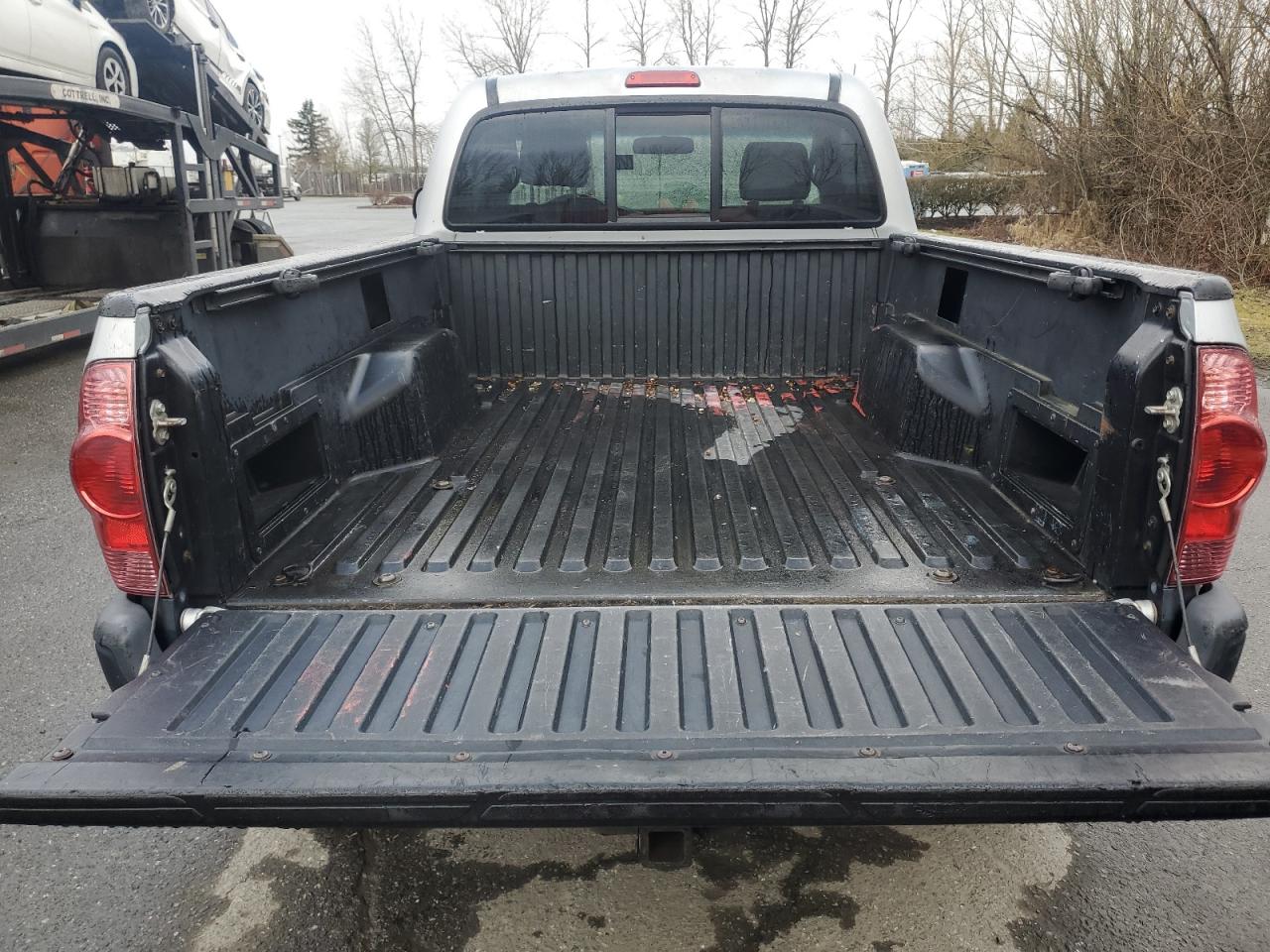 2006 Toyota Tacoma - Image 10