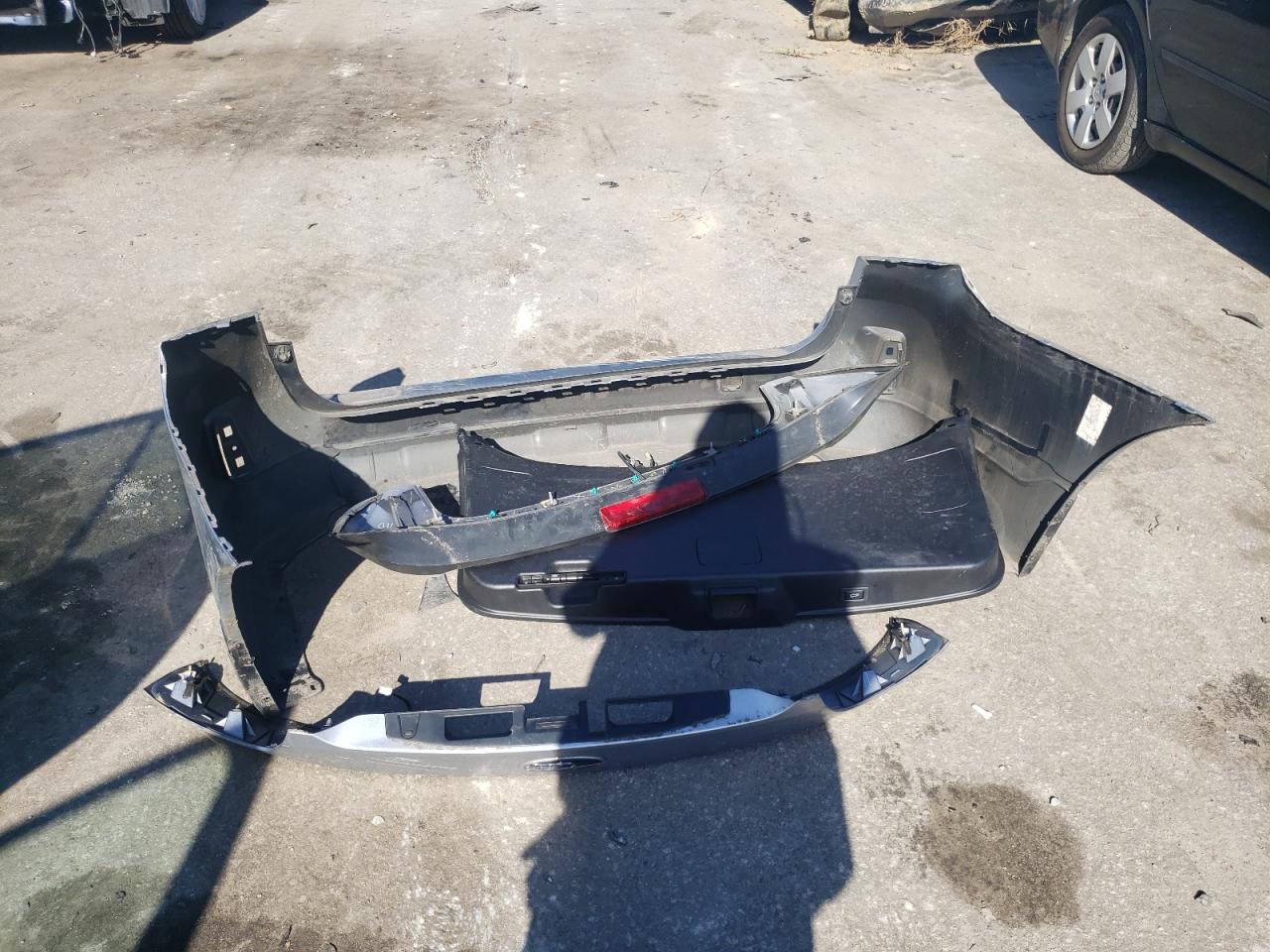 2015 Subaru Outback - Image 13