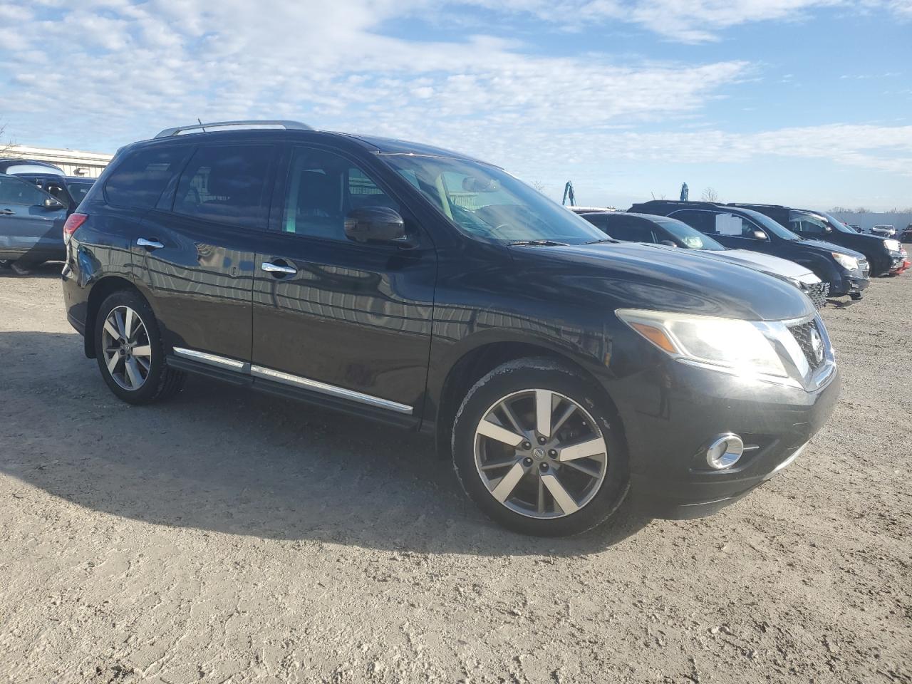 2014 Nissan Pathfinder - Image 4