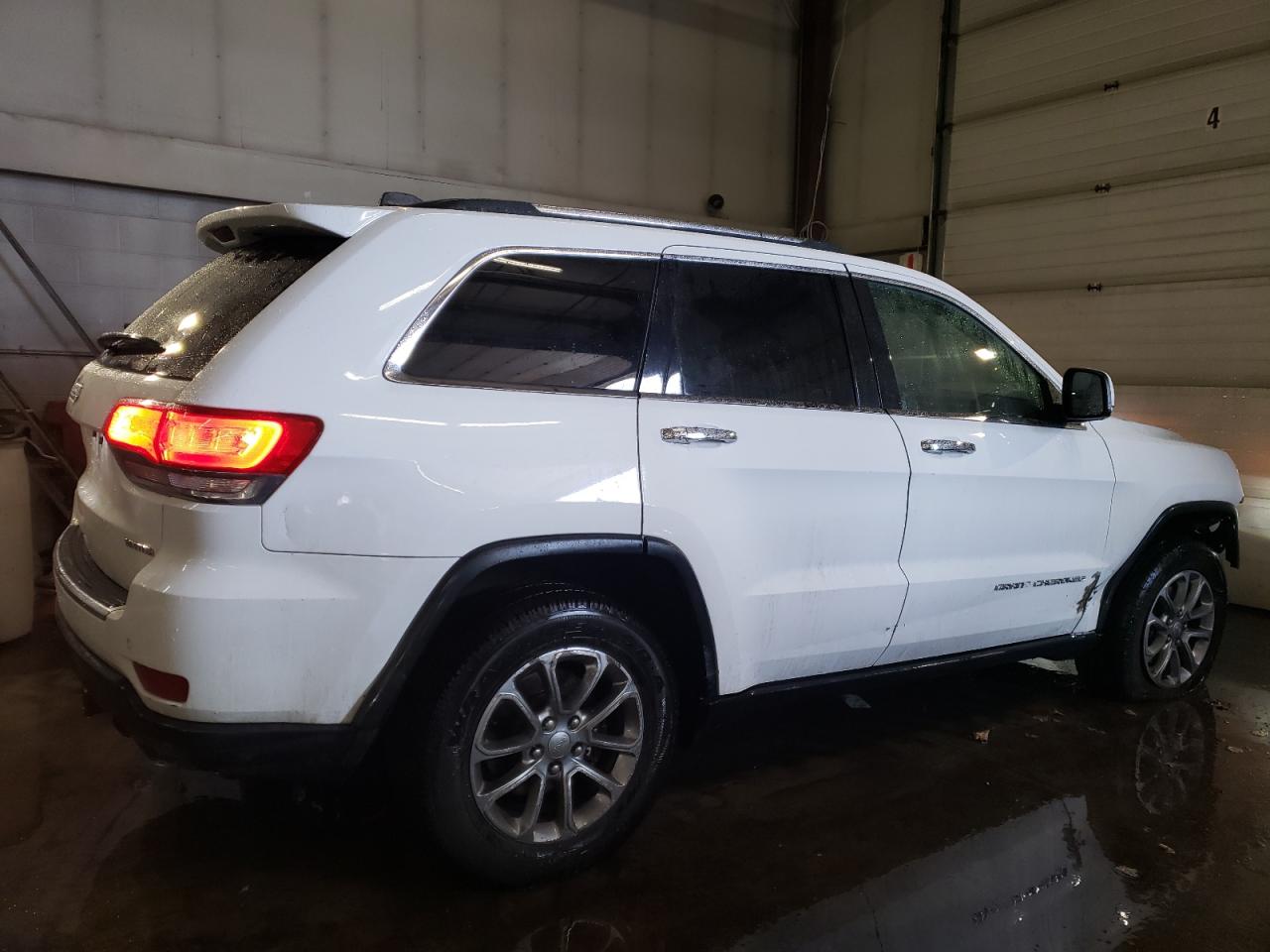 2014 Jeep Grand Cherokee - Image 3