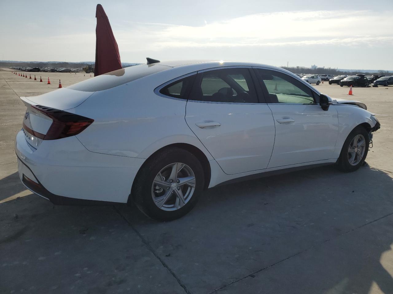 2023 Hyundai Sonata - Image 3