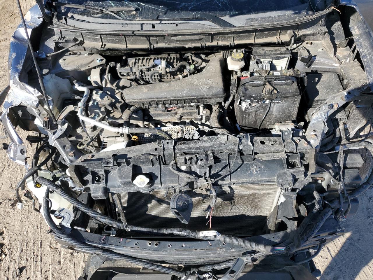 KNMAT2MV1JP621818 NISSAN ROGUE 2018