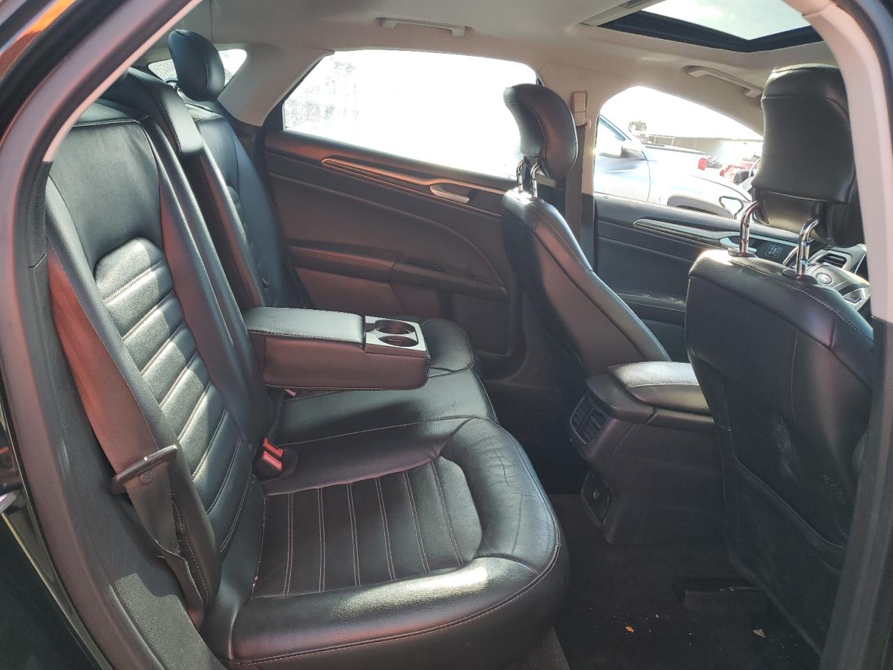 2014 Ford Fusion - Image 10