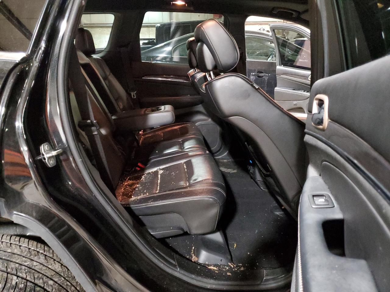 2015 Jeep Grand Cherokee - Image 11