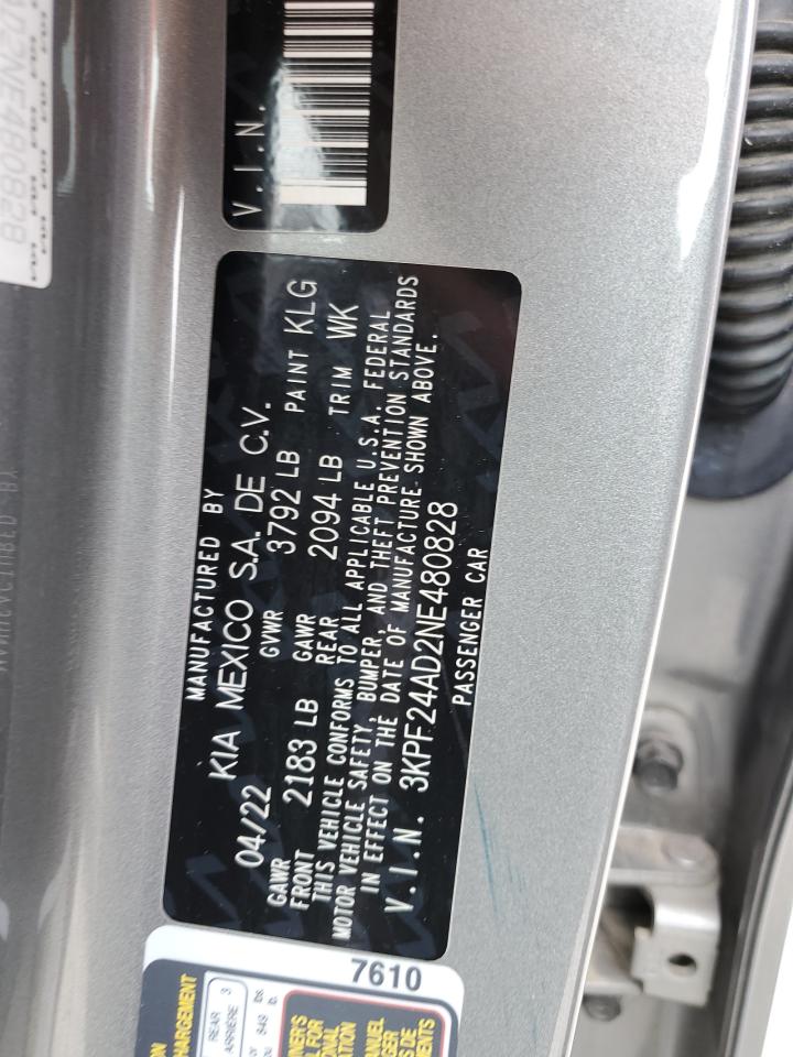 2022 Kia Forte - Image 12