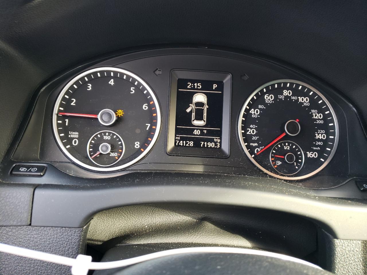 2016 Volkswagen Tiguan - Image 9