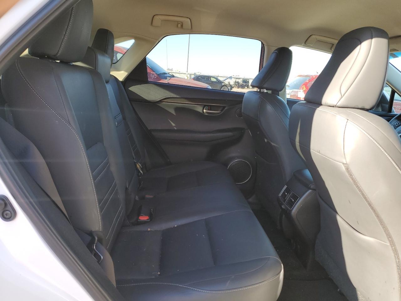 2015 Lexus NX - Image 11