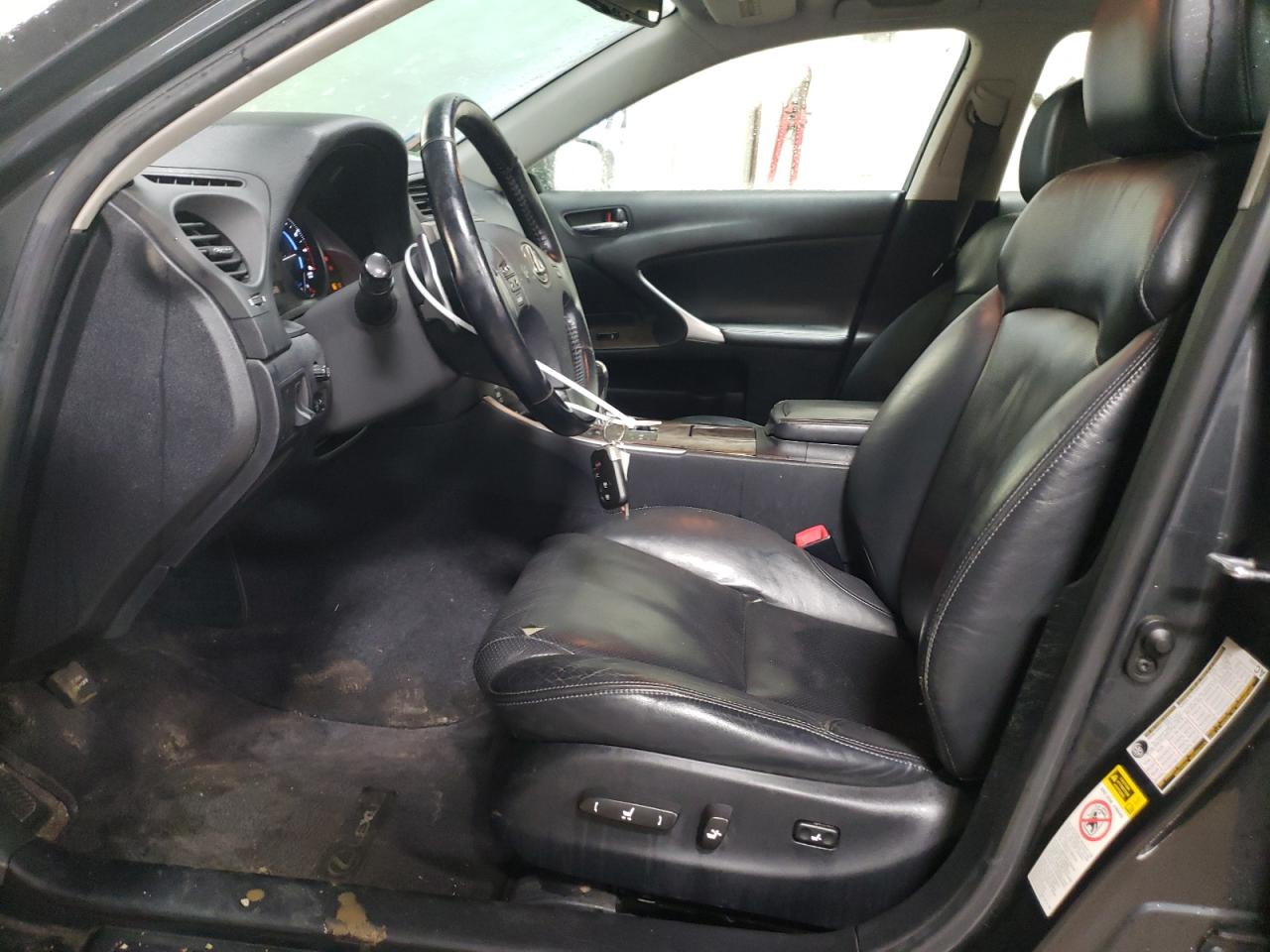2009 Lexus IS - Image 7