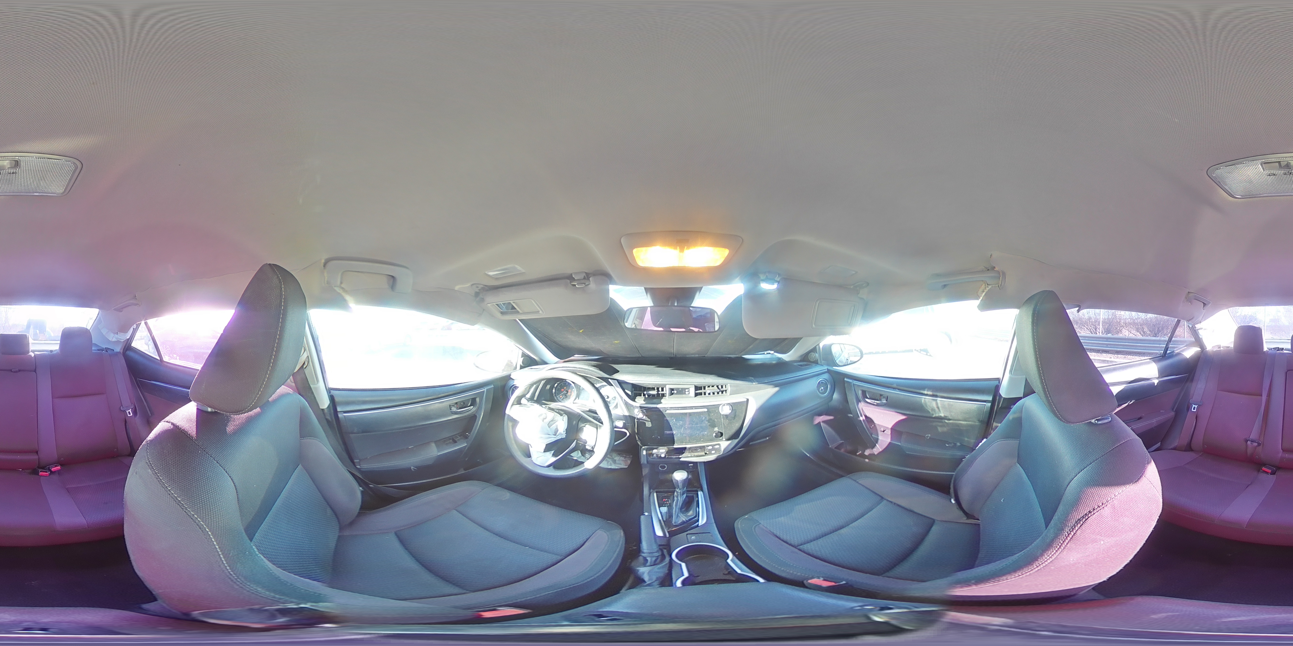 2018 Toyota Corolla - Image 13