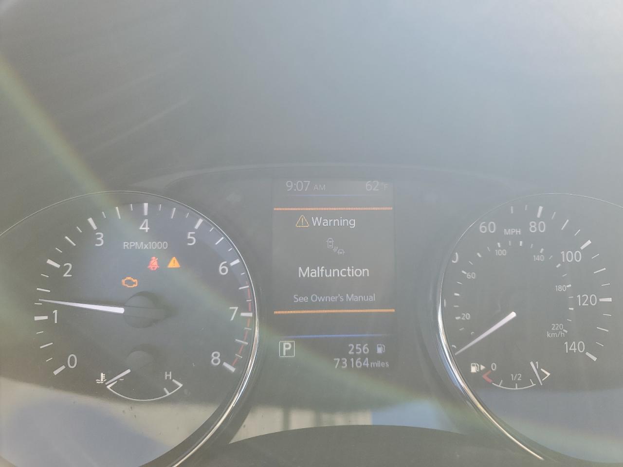 2018 Nissan Rogue - Image 9