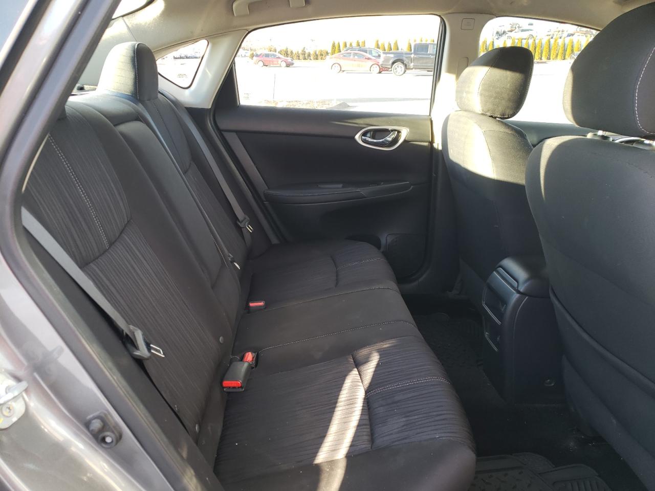 2017 Nissan Sentra - Image 10