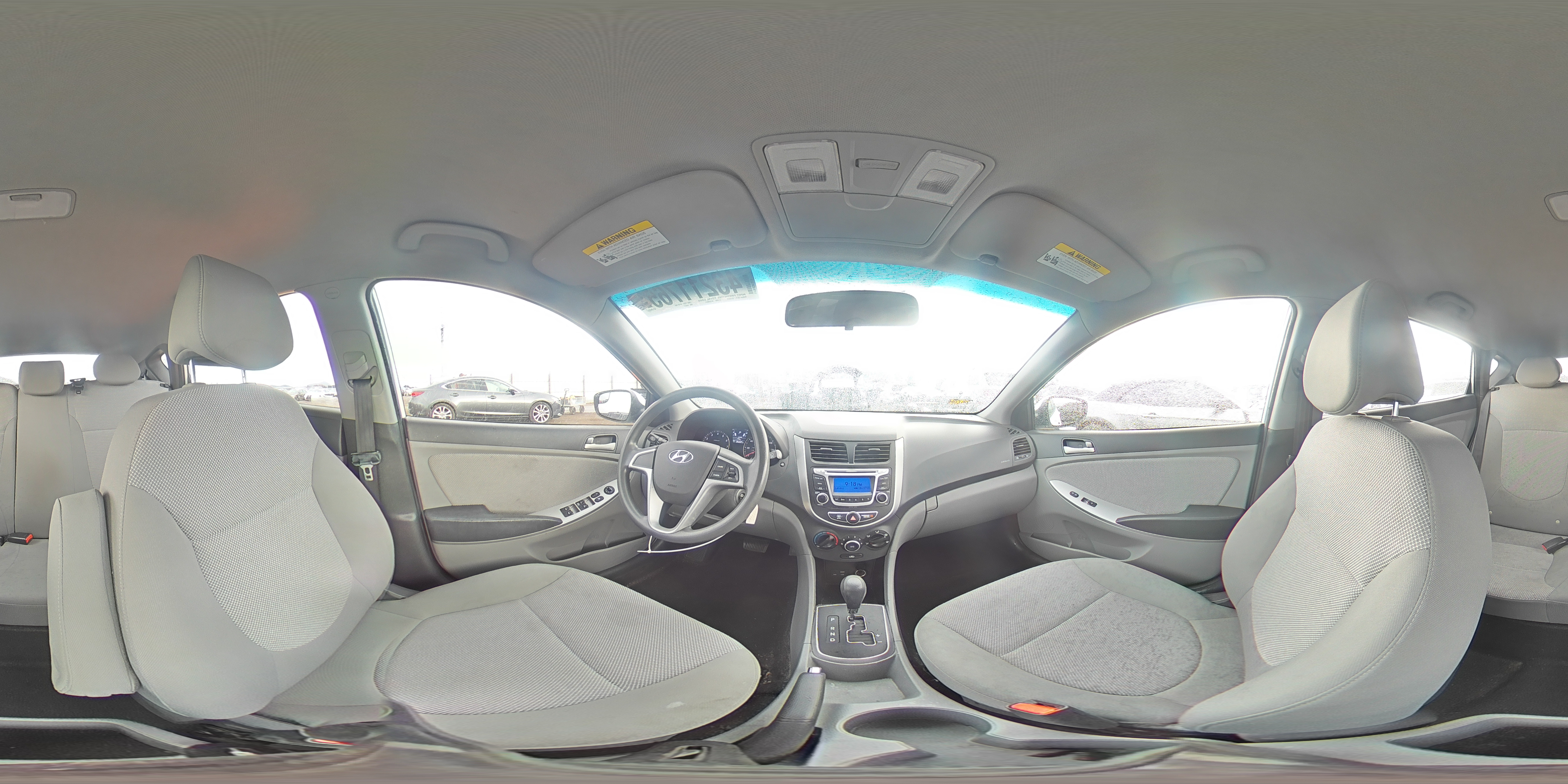 2014 Hyundai Accent - Image 12