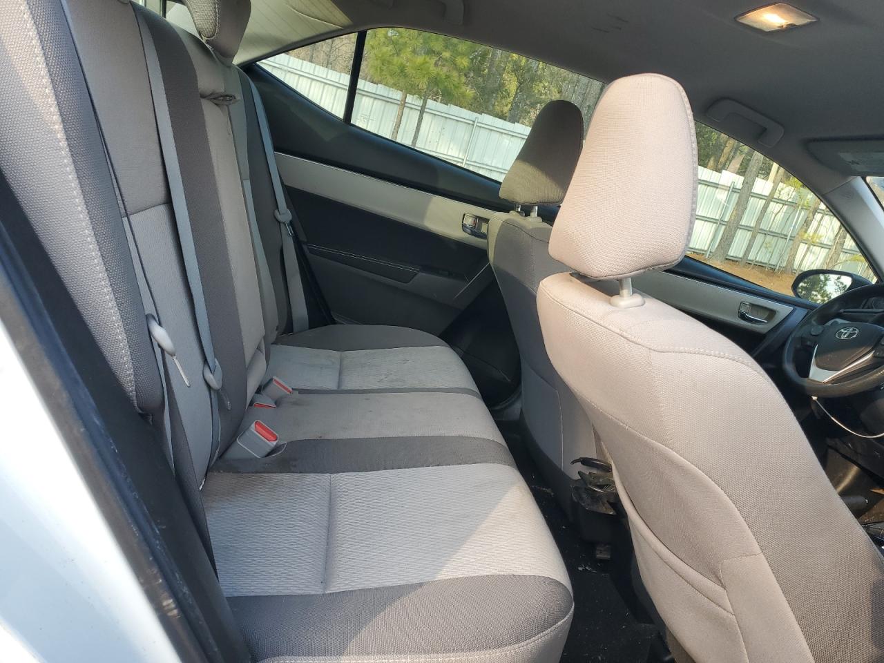 2017 Toyota Corolla - Image 10